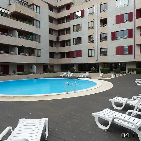 Terrase With Pool,balcony And Parking Апартаменты *